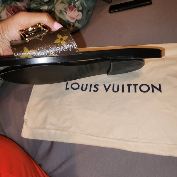 Louis Vuitton Brown Monogram Canvas Lock It Flat Slides Size 41 - Picture 3 of 3